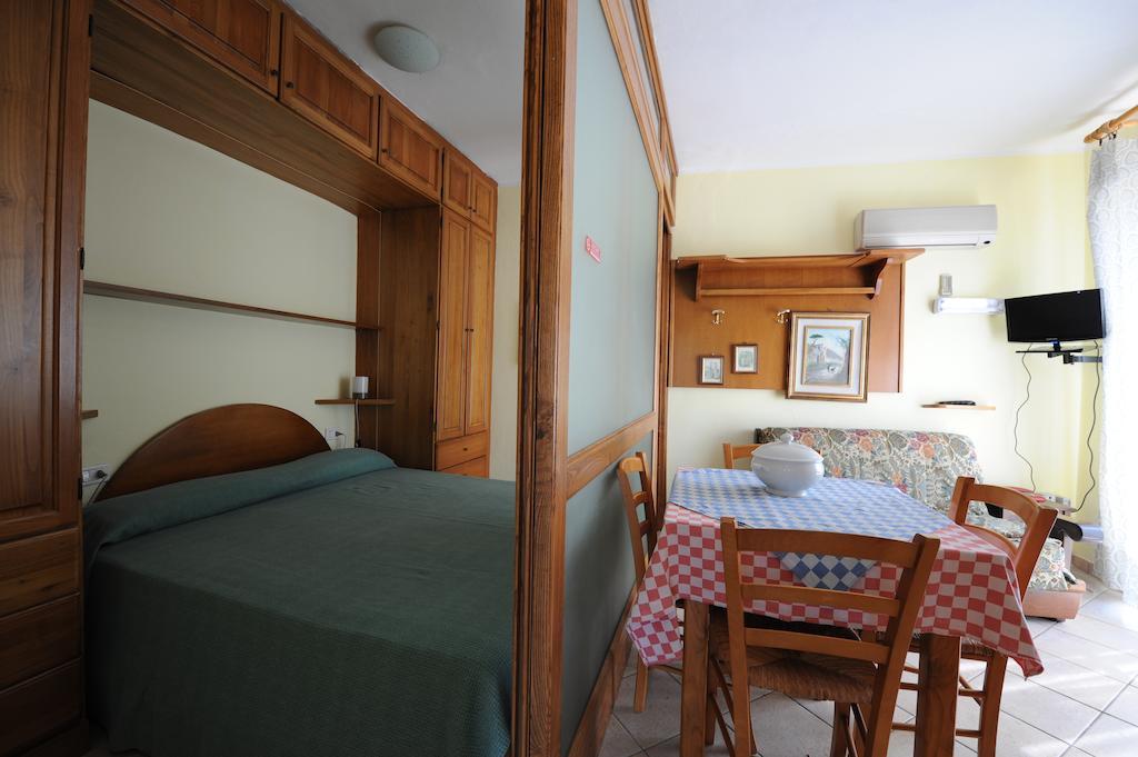Residence Vacanza Mare Marina di Campo Exterior photo